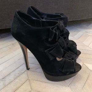 100% Authentic Steve Madden Fanttom Shoe Size 7.5